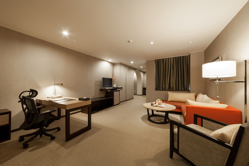 Sol Hotel 46/65