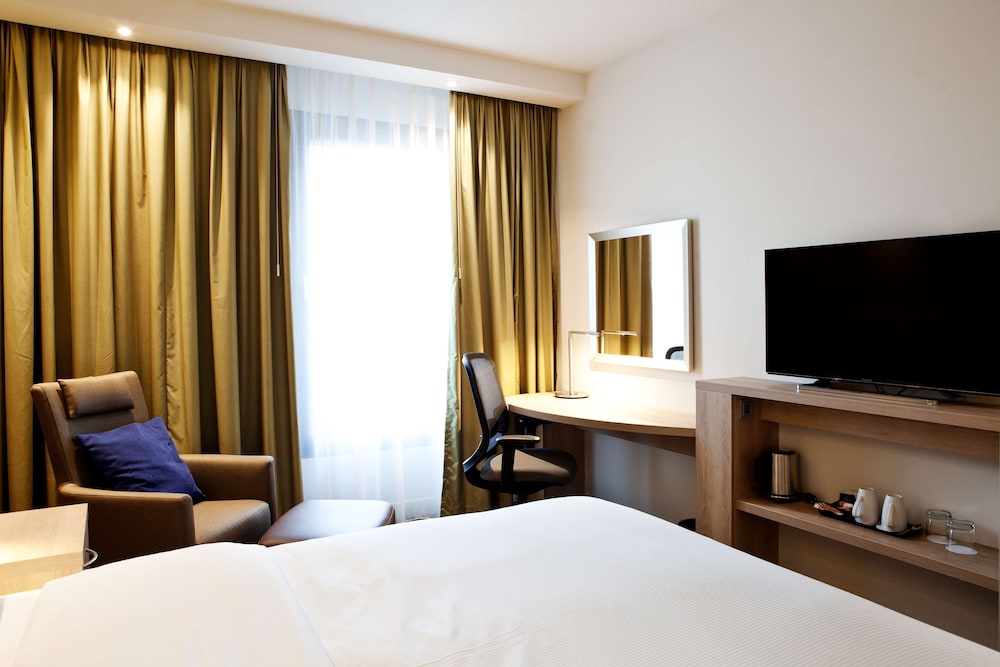 Hampton By Hilton Aachen Tivoli 12/36