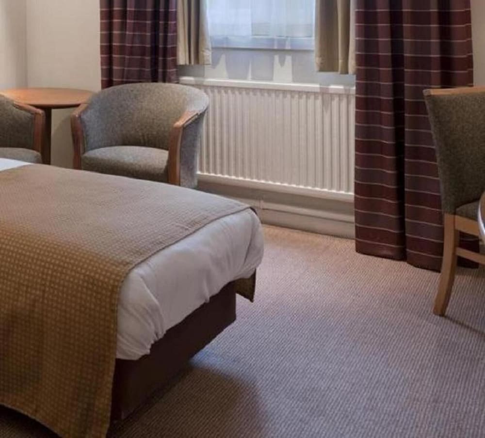 Airport Inn Manchester Hotel and Spa 29/71