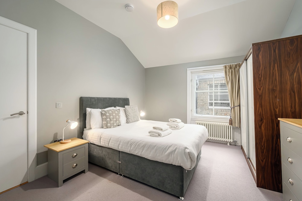 Destiny Scotland - St. Andrew Square Apartments 11/50