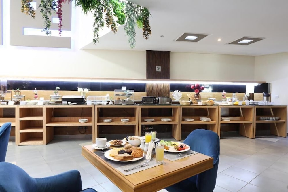 Silver Suites Hotel & Spa 47/63