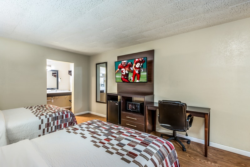 Red Roof Inn & Suites Wapakoneta 11/31