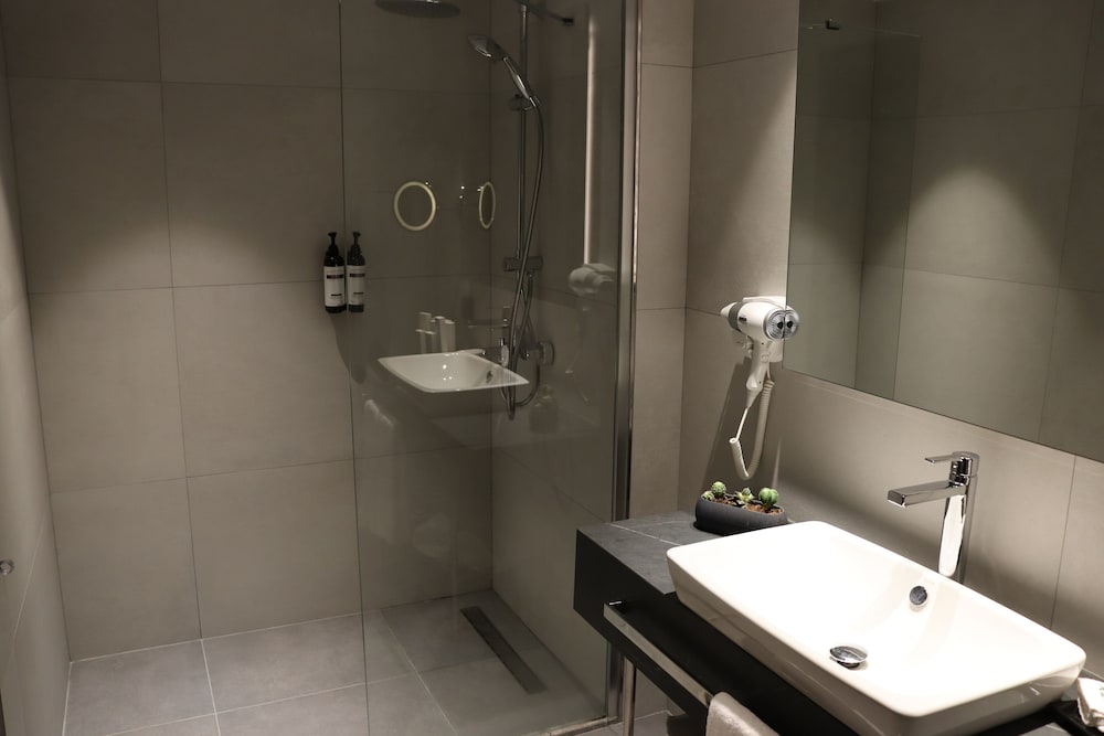 Riva Hotel Nisantasi 32/33
