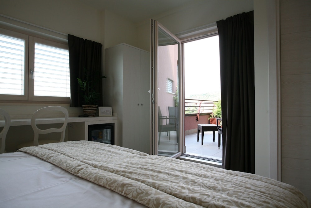 1 BEDROOM, COMFORT, TRIPLE, CITY VIEW, TERRACE