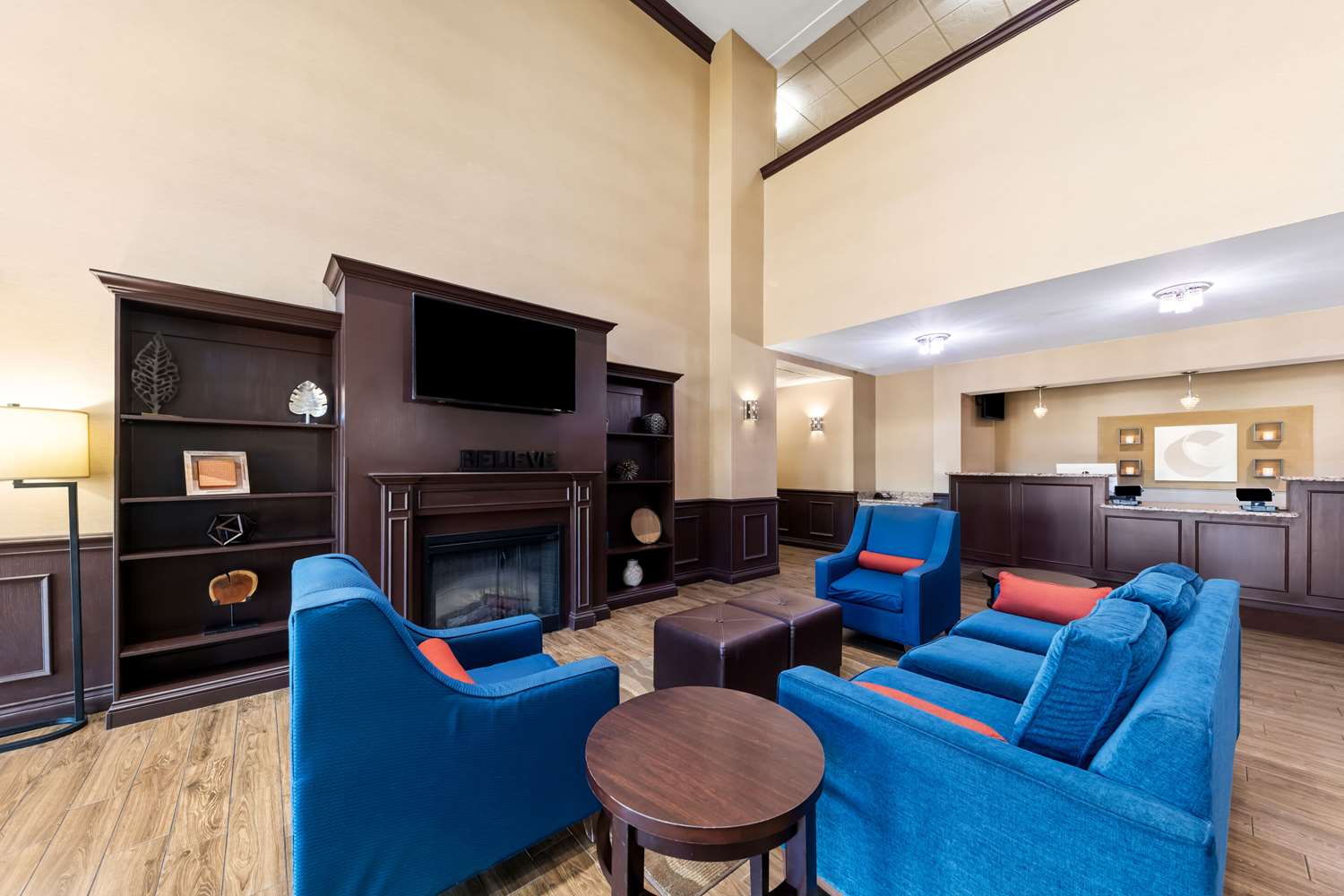 Comfort Inn Suites Near Lake Lewisville 23/43