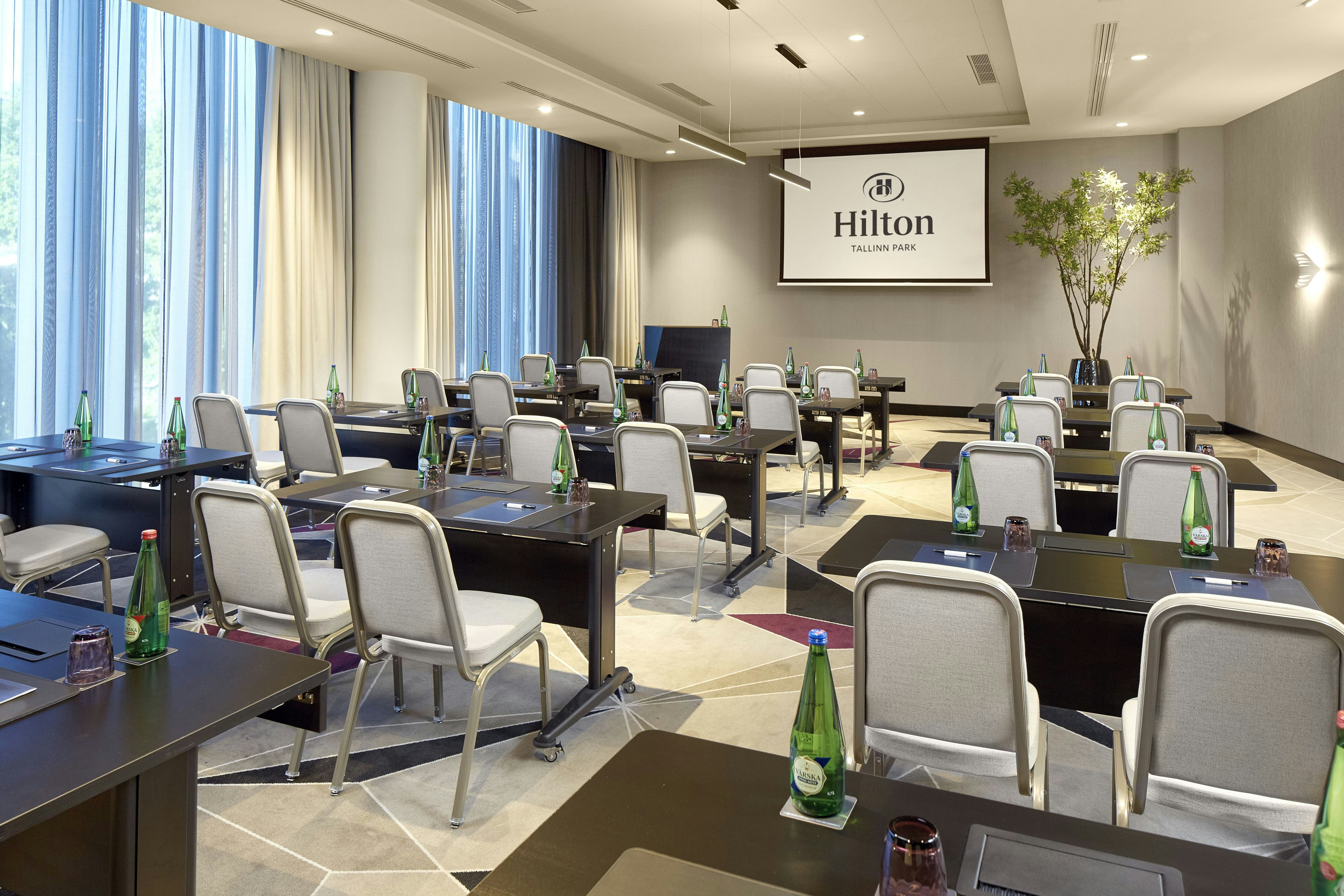 Hilton Tallinn Park 77/85