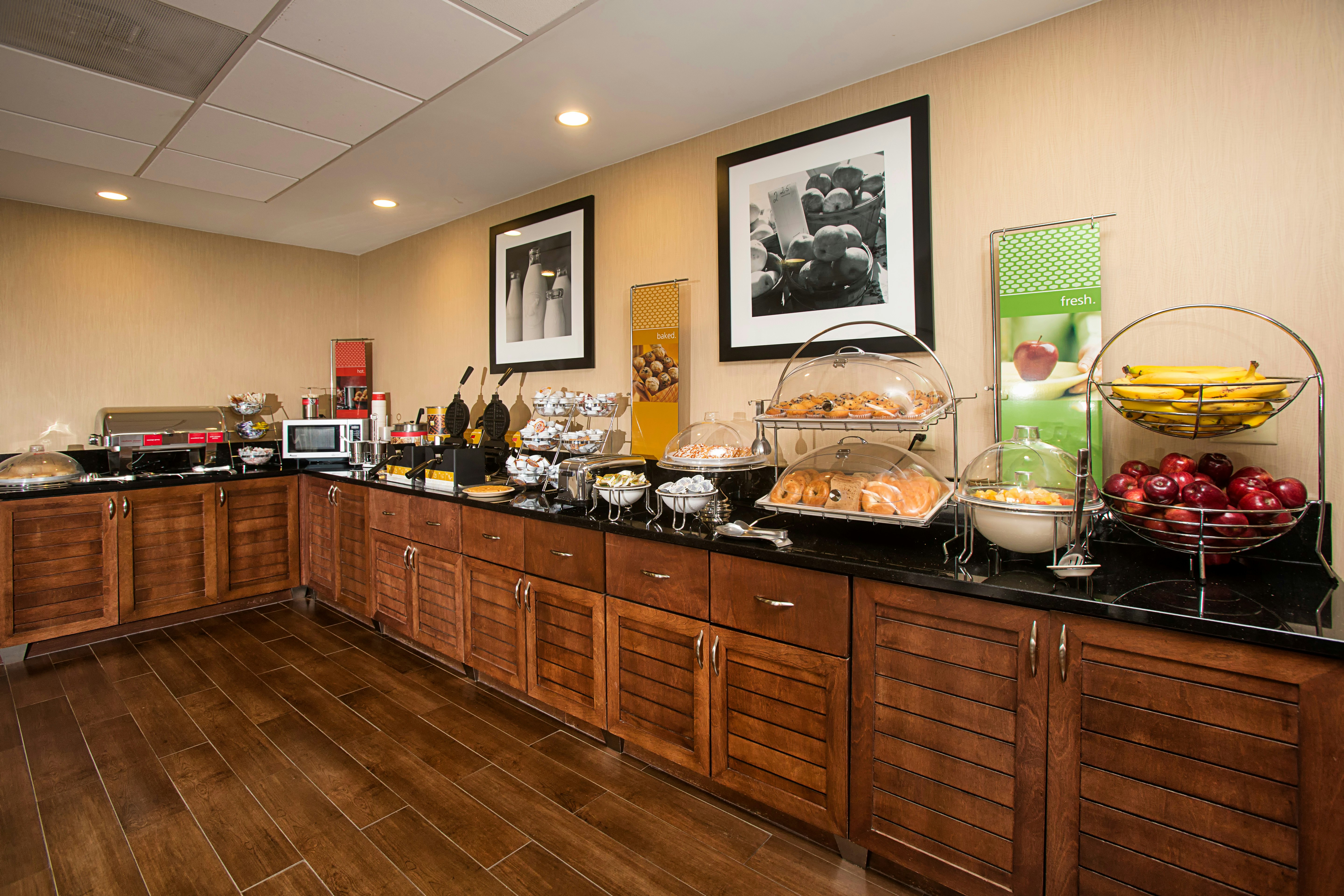Hampton Inn Morehead City 30/42