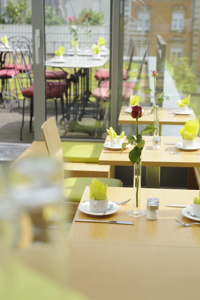 HOTEL AUGUSTINER TOR 43/55
