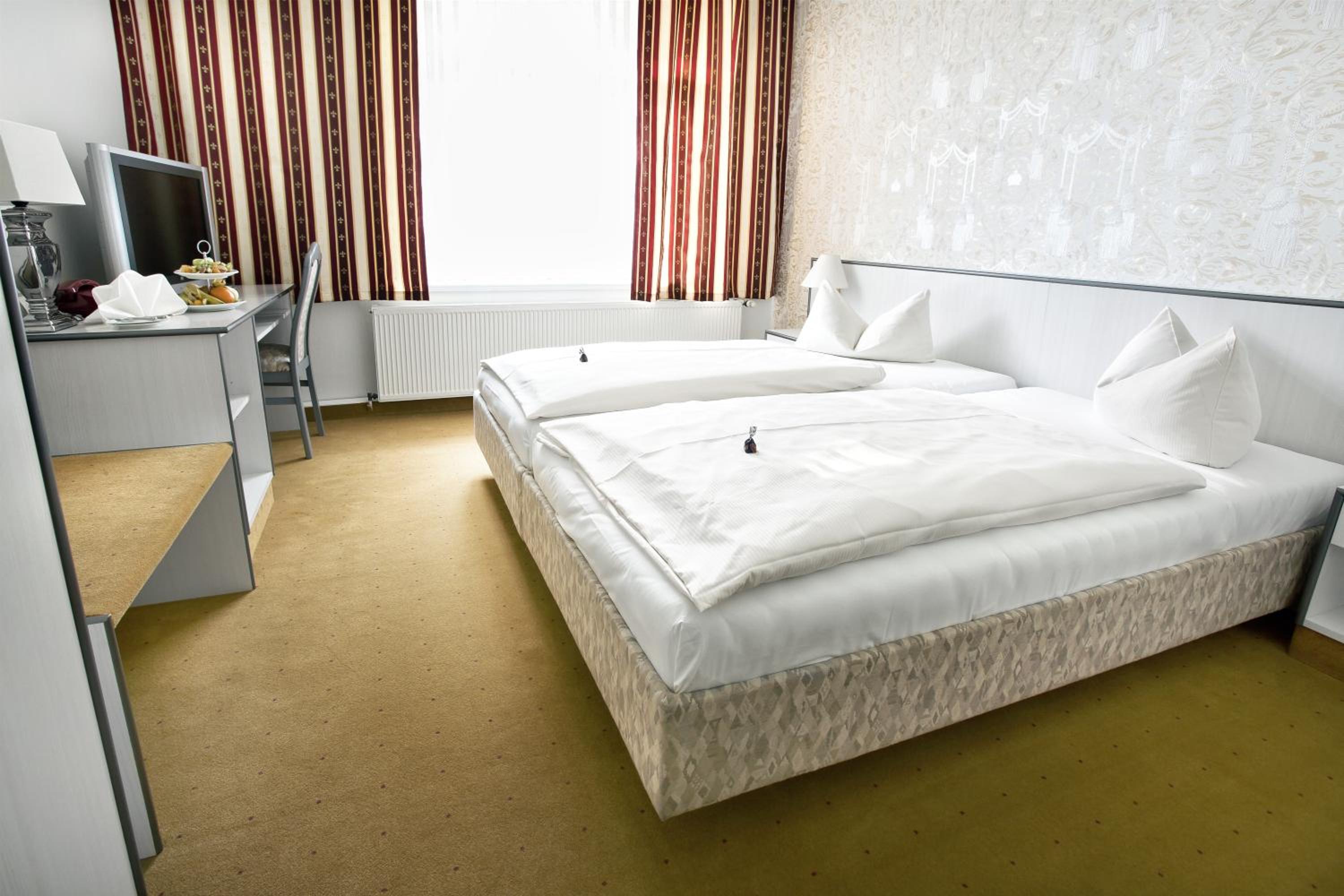 Parkhotel Meerane 12/57