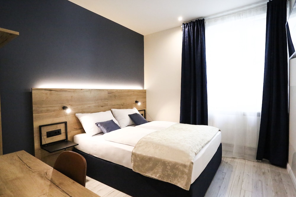Casablanca Boutique Bed & Breakfast 17/61
