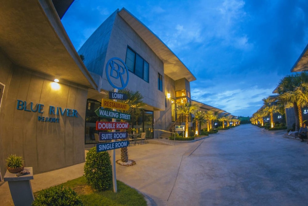 Blue River Resort 40/50