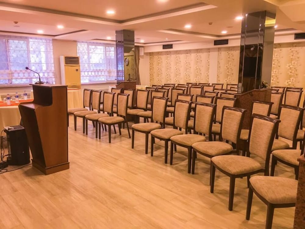 Asya Hotel 25/41