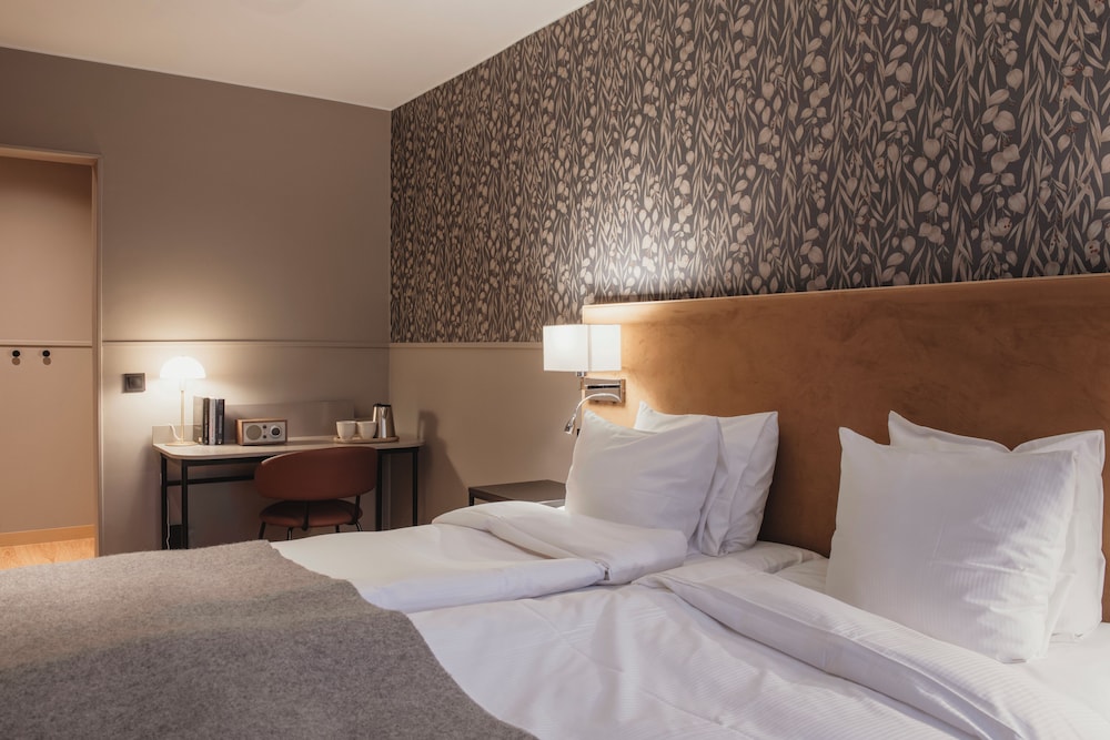 Home Hotel Smedjan 14/45