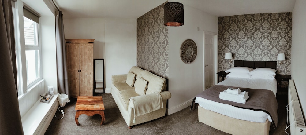 The Mansion Bed & Breakfast 9/35
