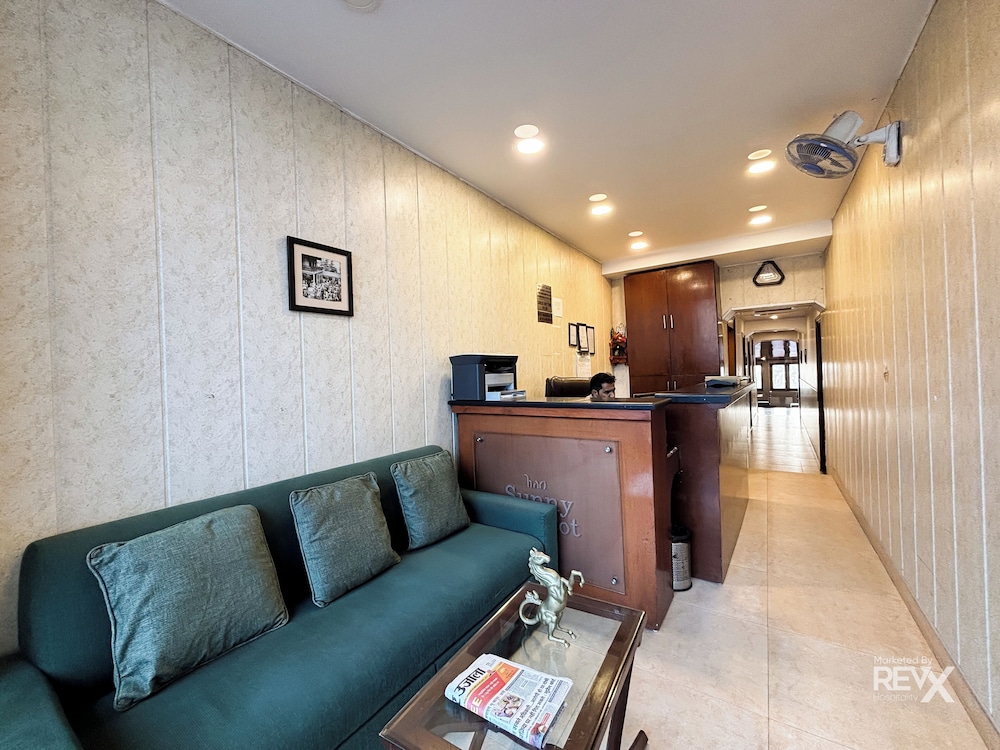 HOTEL SUNNY COT 9/55