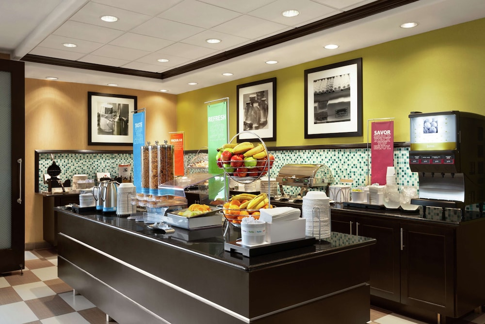 Hampton Inn & Suites By Hilton Houston/Pasadena 35/53