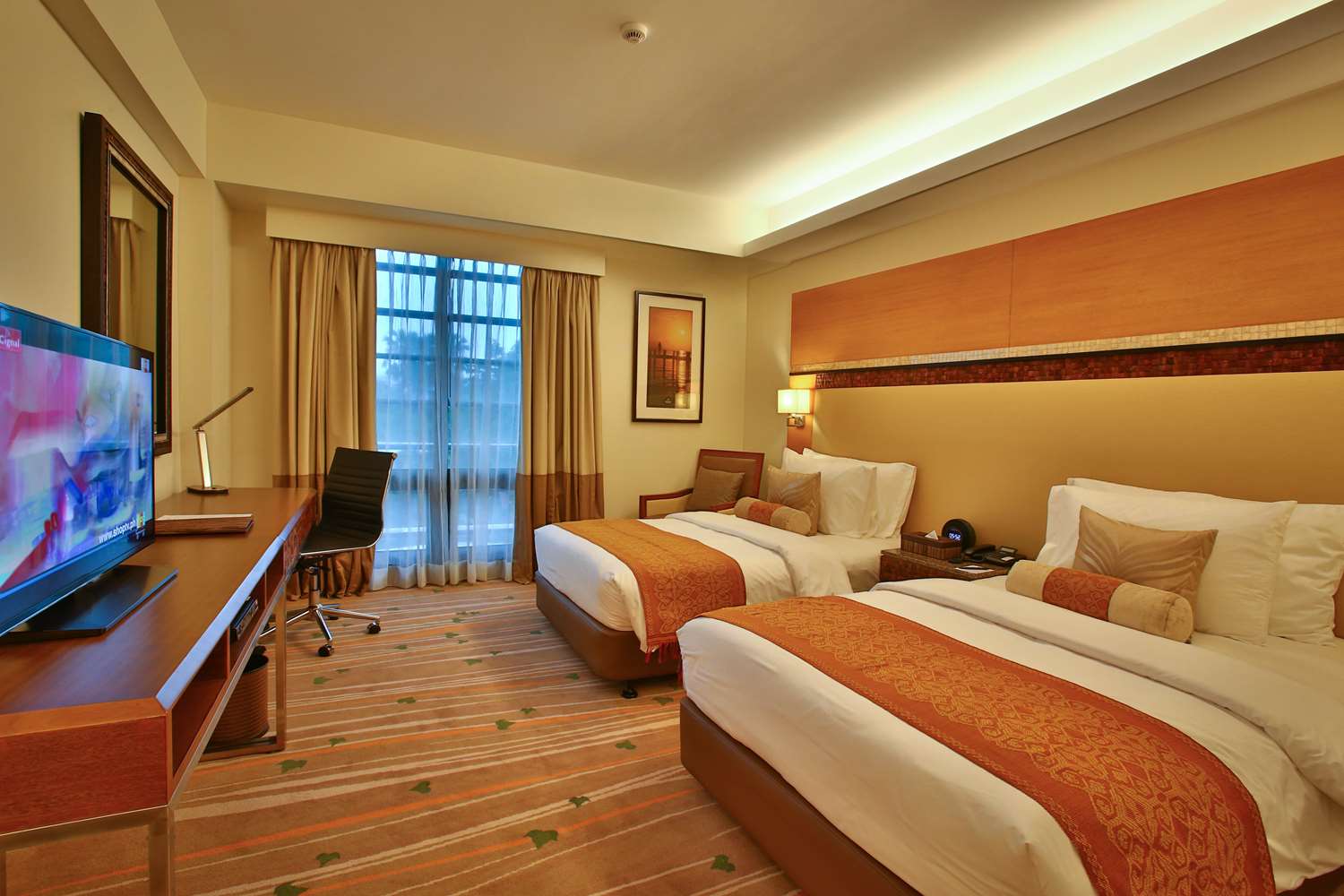 Deluxe, Twin Beds