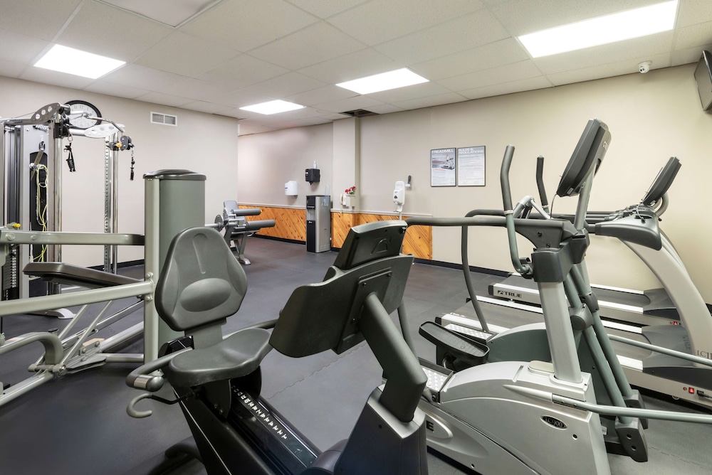 SureStay Plus Hotel by Best Western McGuire AFB Jackson 19/40