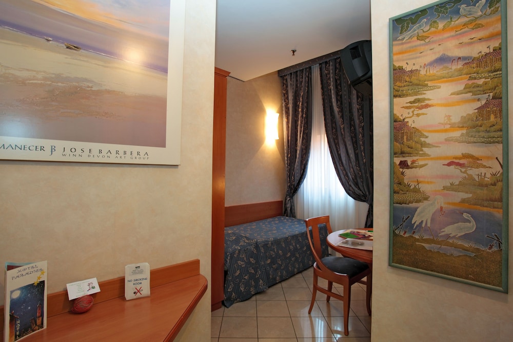 Albergo Centrale Bologna 45/79