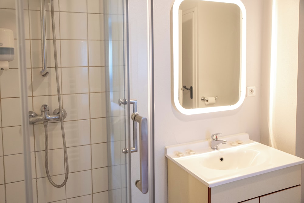 Appart-Hotel Terres de France Brest Pasteur 50/54
