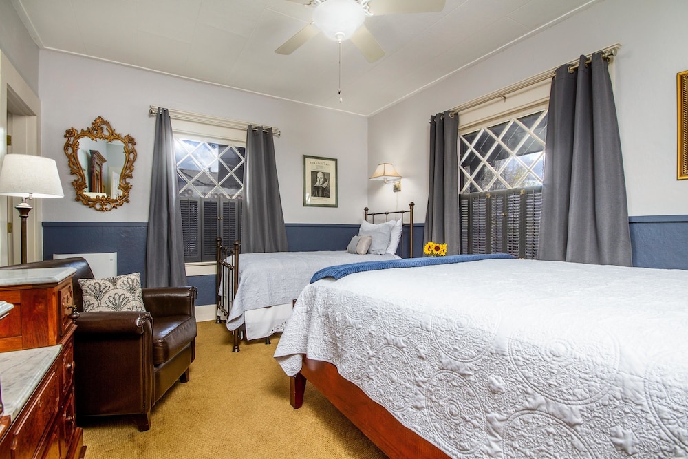 Oak Hill Bed & Breakfast 7/50