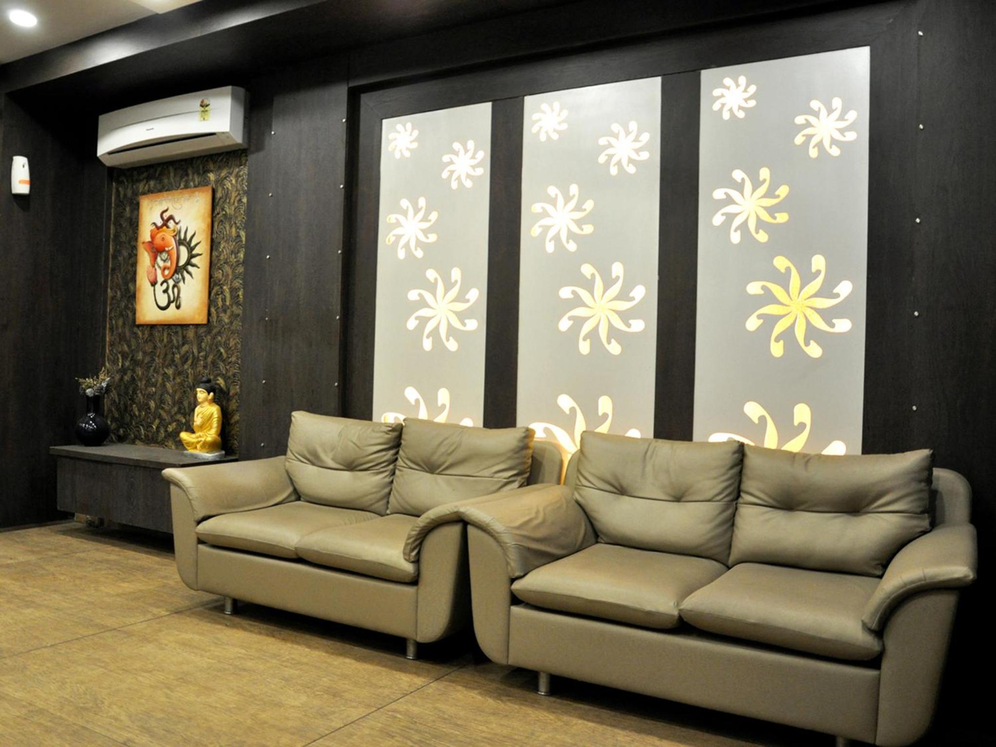 Hotel Jyoti 27/35