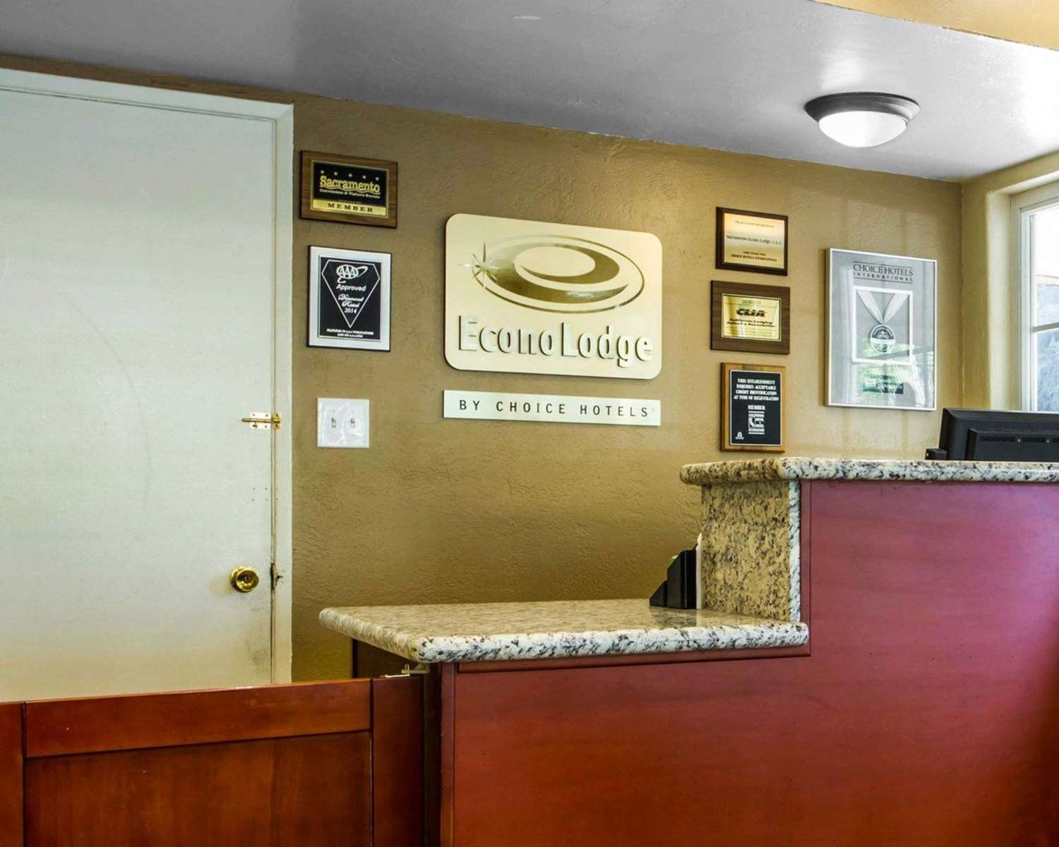 Econo Lodge Sacramento Convention Center 7/26