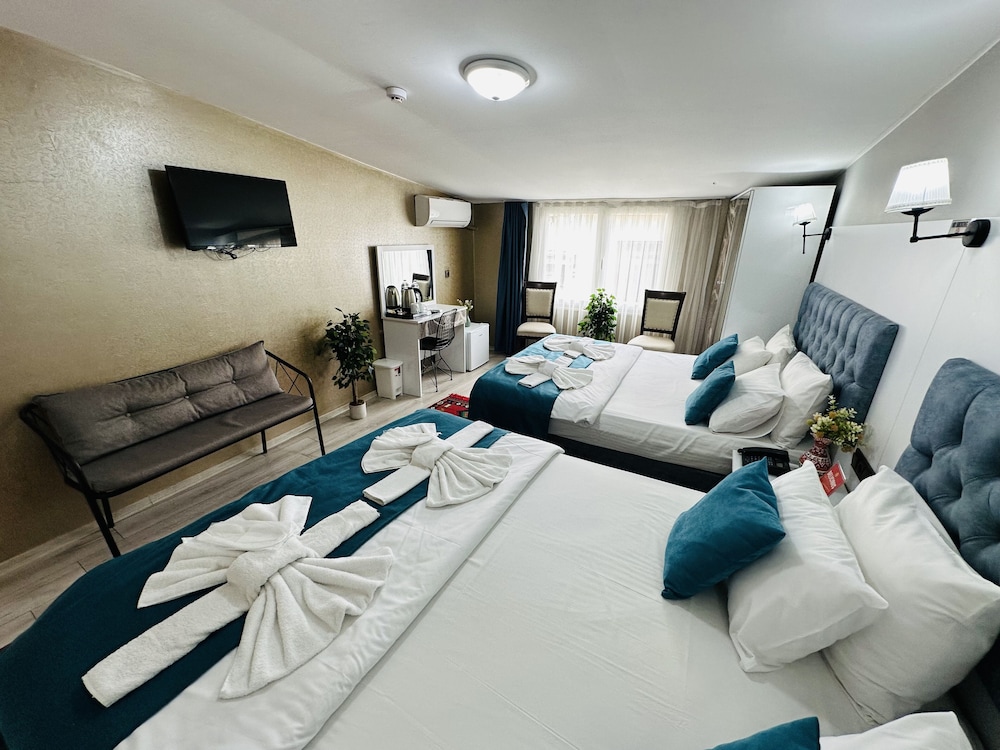 Galapera Hotel 26/50