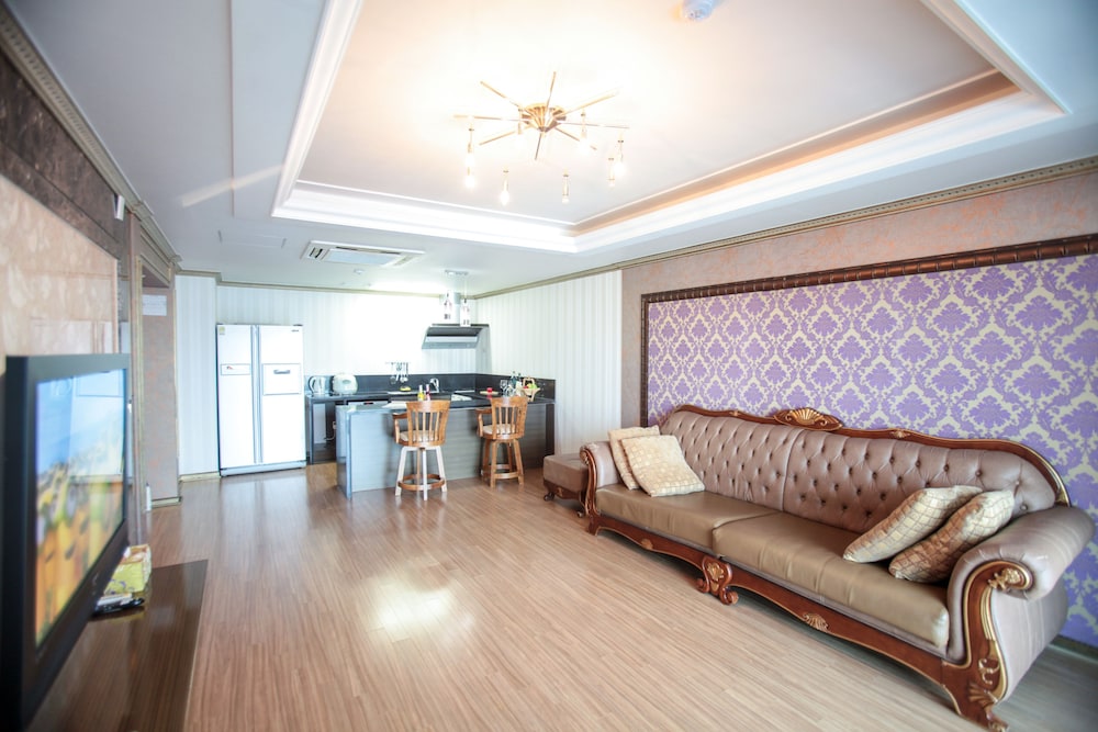 Bay Resort Tongyeong 23/48