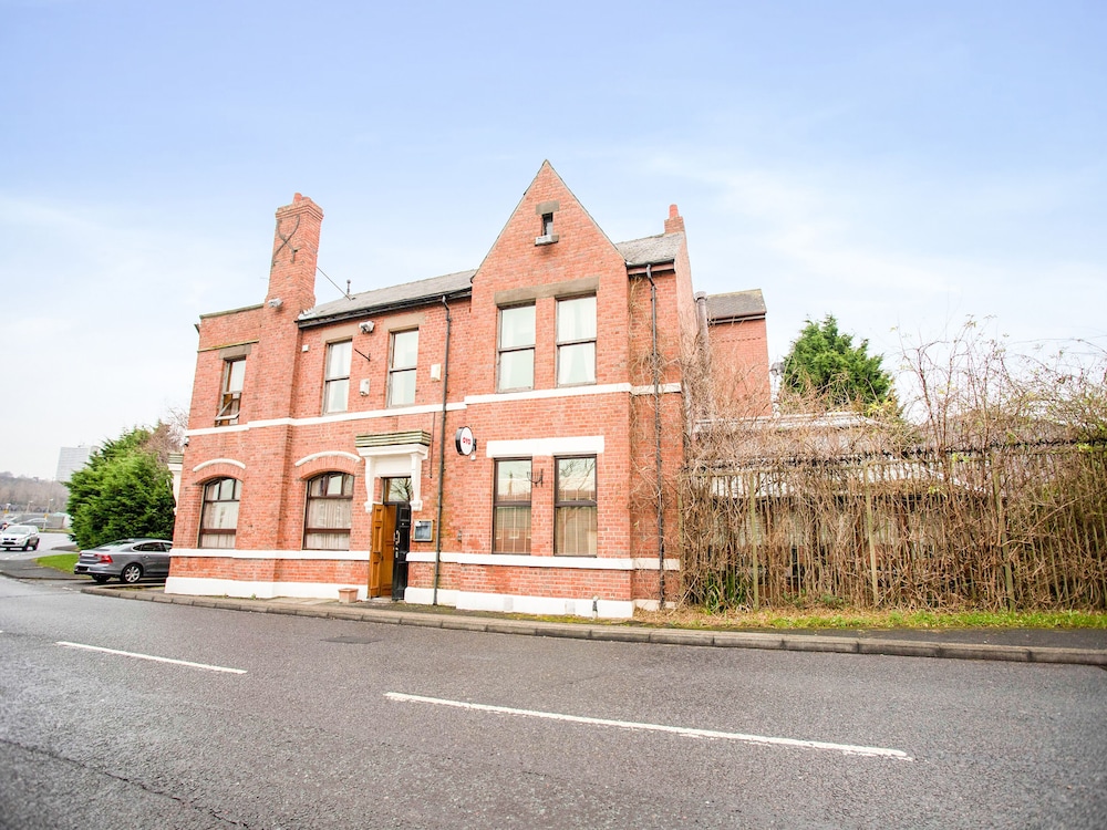Rowers Hotel 41/48