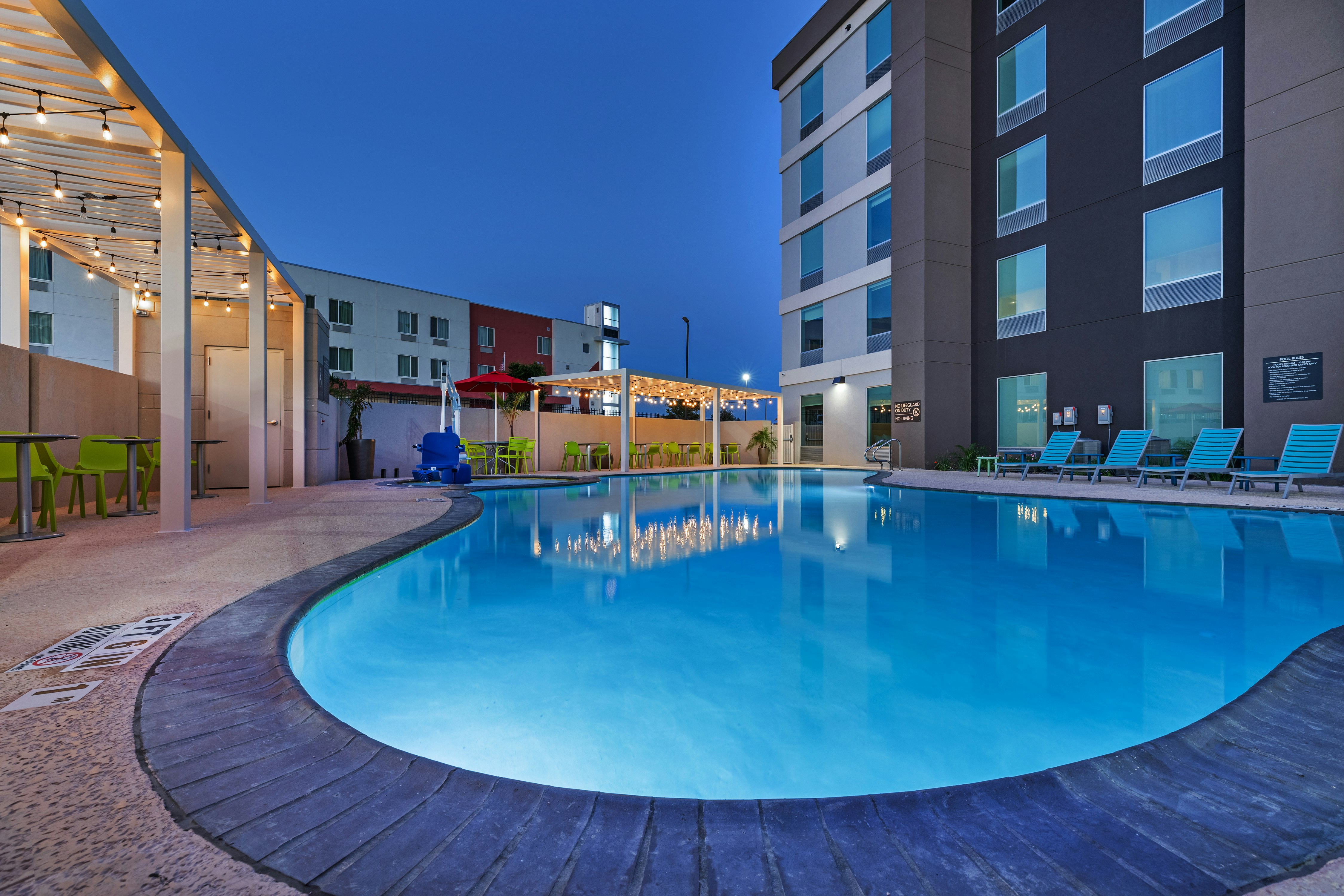 Home2 Suites By Hilton Laredo 17/17