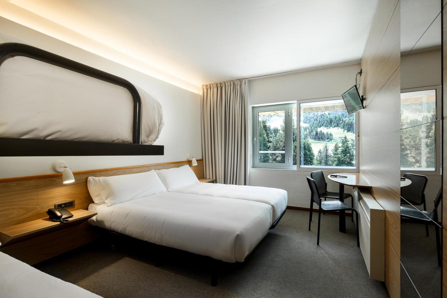 غرفة رباعية، Sercotel Alp Hotel Masella 3/4