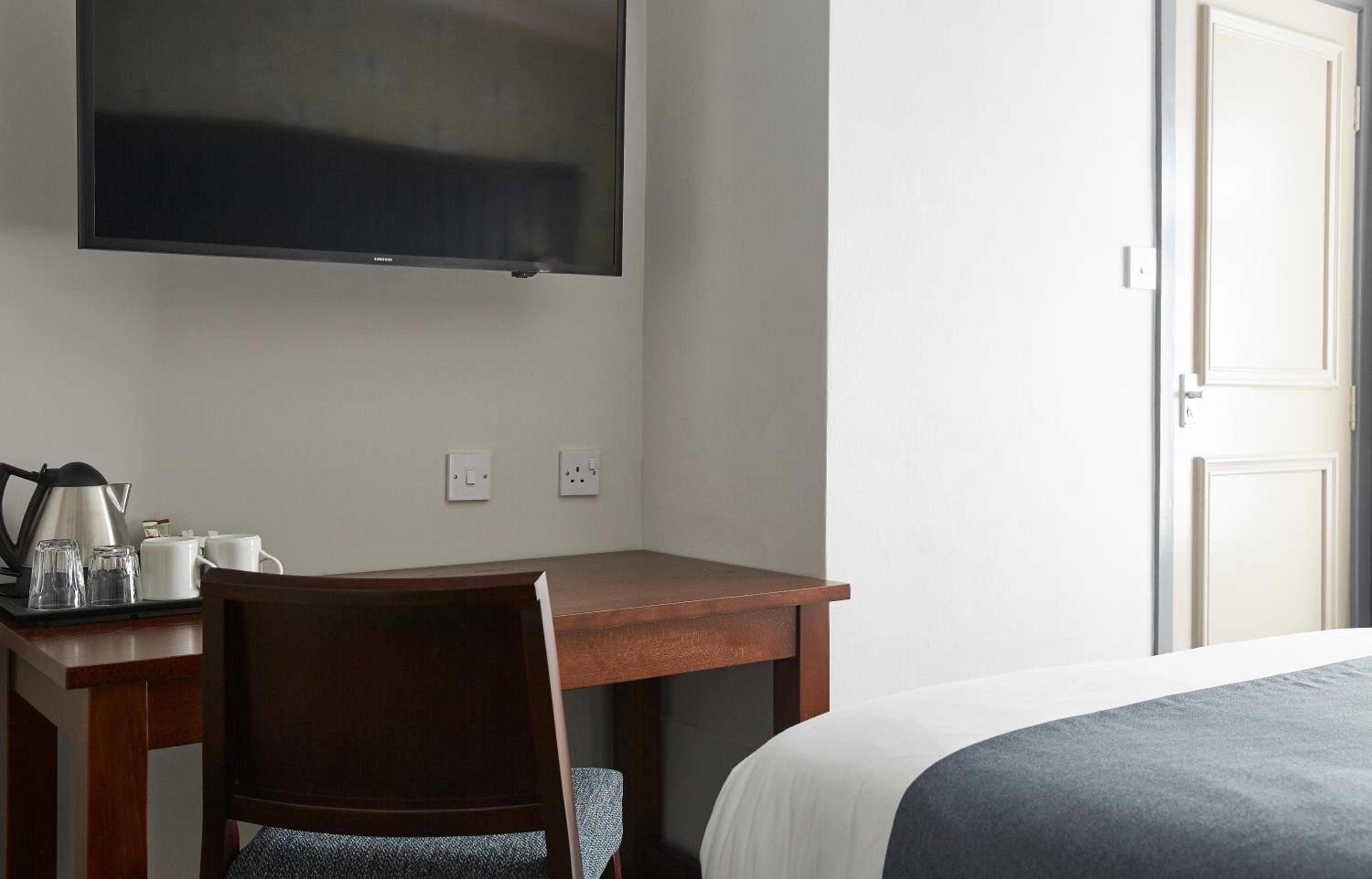 Premier Inn Pontefract South 44/56