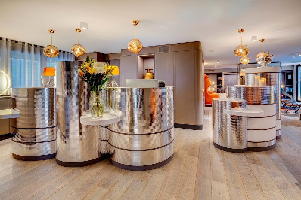 Design Hotel F6 8/44