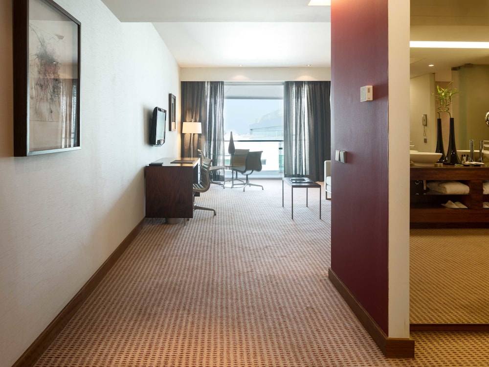 Lagoas Park Hotel 75/100