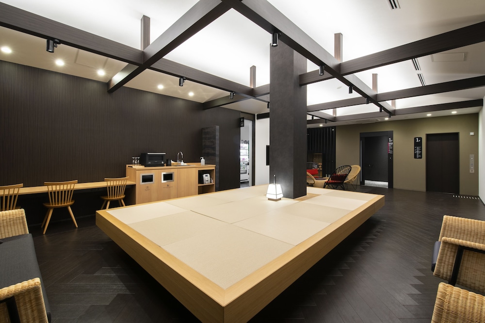 FIRSTCABIN Kyoto Nijojo 51/61
