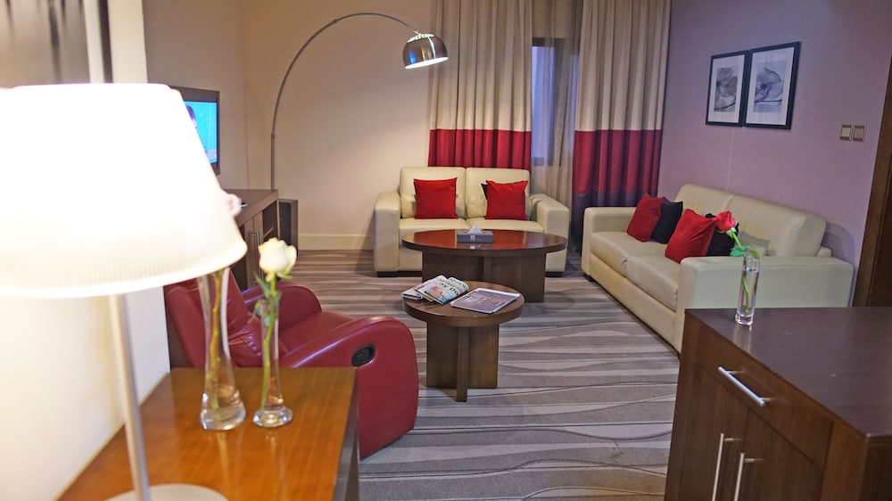 أجنحة نوفوتيل الرياض العليا(Novotel Suites Olaya Riyadh) 44/61