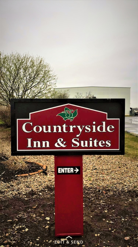 Countryside Inn and Suites Council Bluffs 3/57