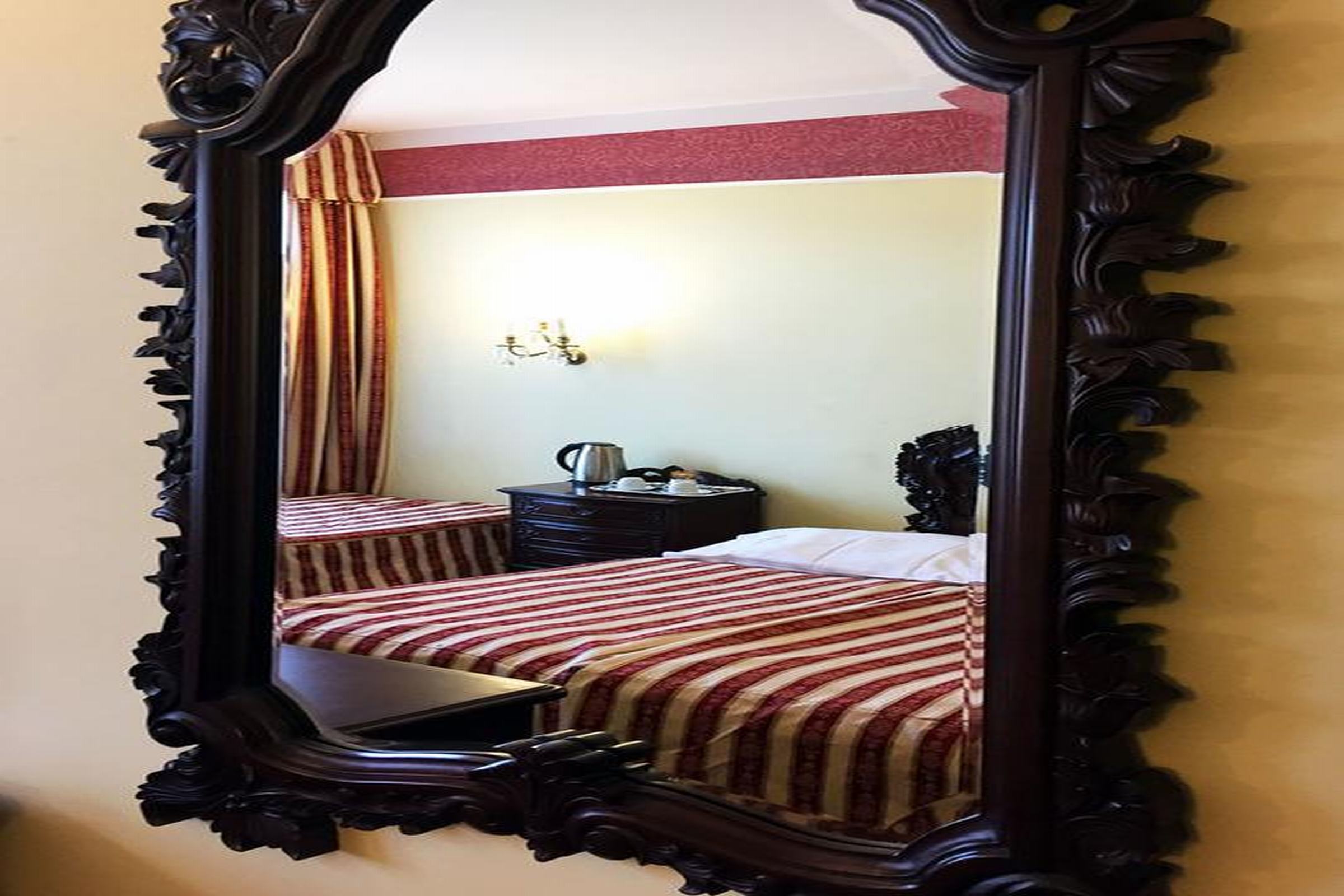 King Charles Boutique Residence 8/30
