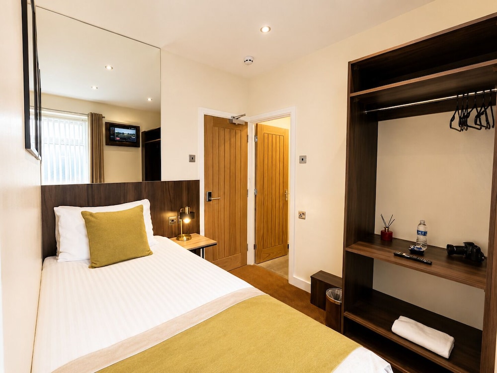 The Kings Cross Hotel 18/48