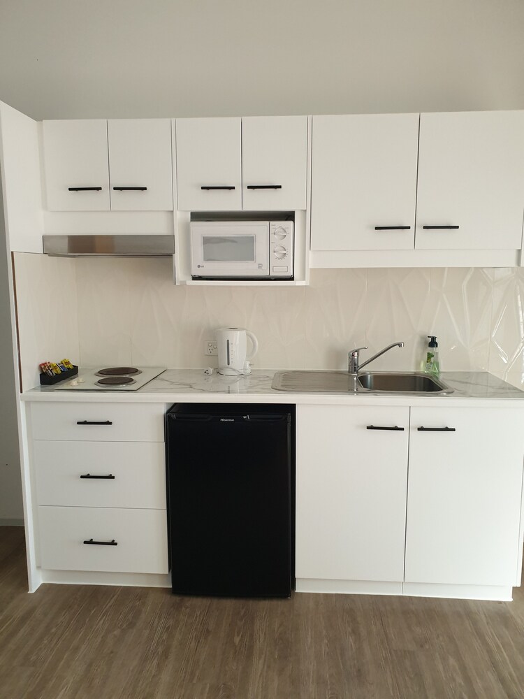 Boat Harbour Studio Apartments and Villas 7/48