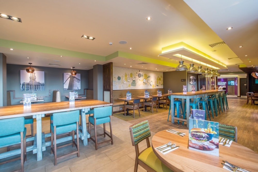 Premier Inn Birkenhead Town Centre 33/42