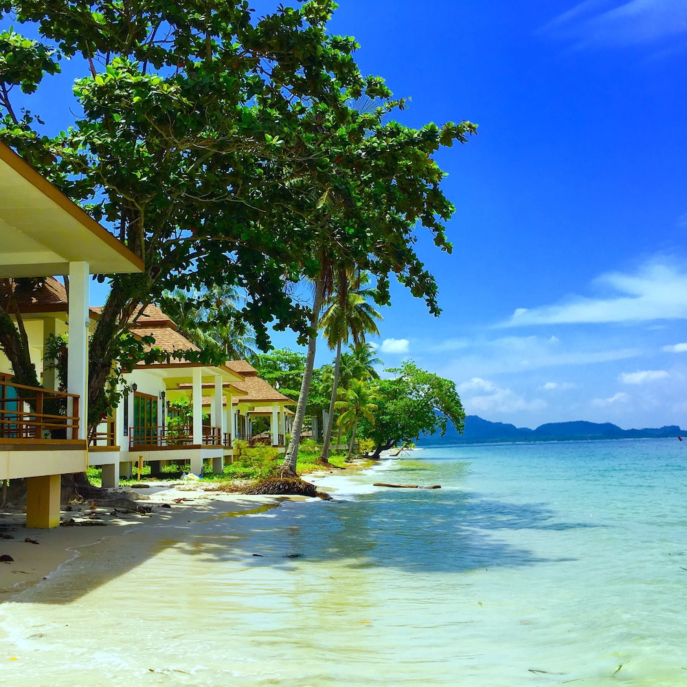 Pawapi Beach Resort 38/45