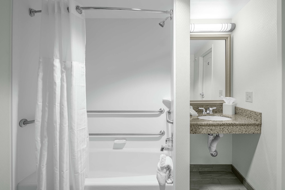 Hilton Garden Inn Wilmington Mayfaire Town Ctr 15/47