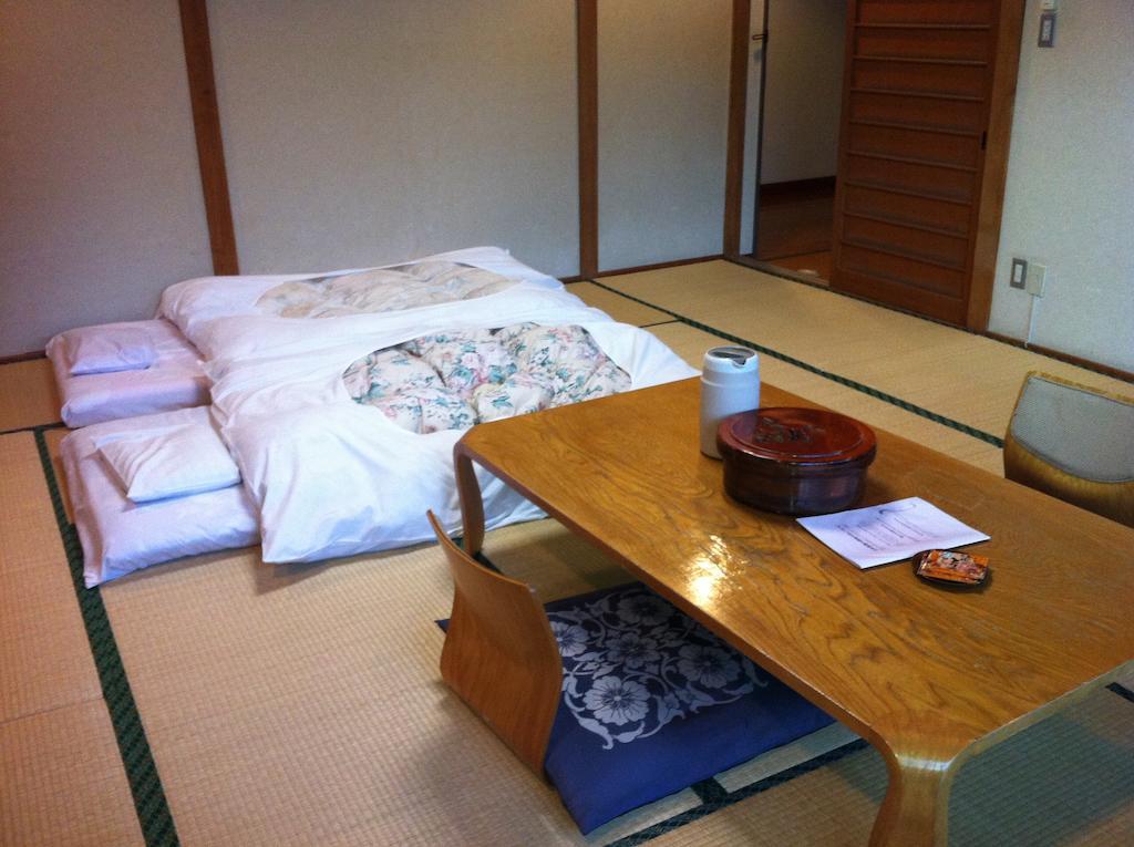 ENOKIYA RYOKAN 24/50