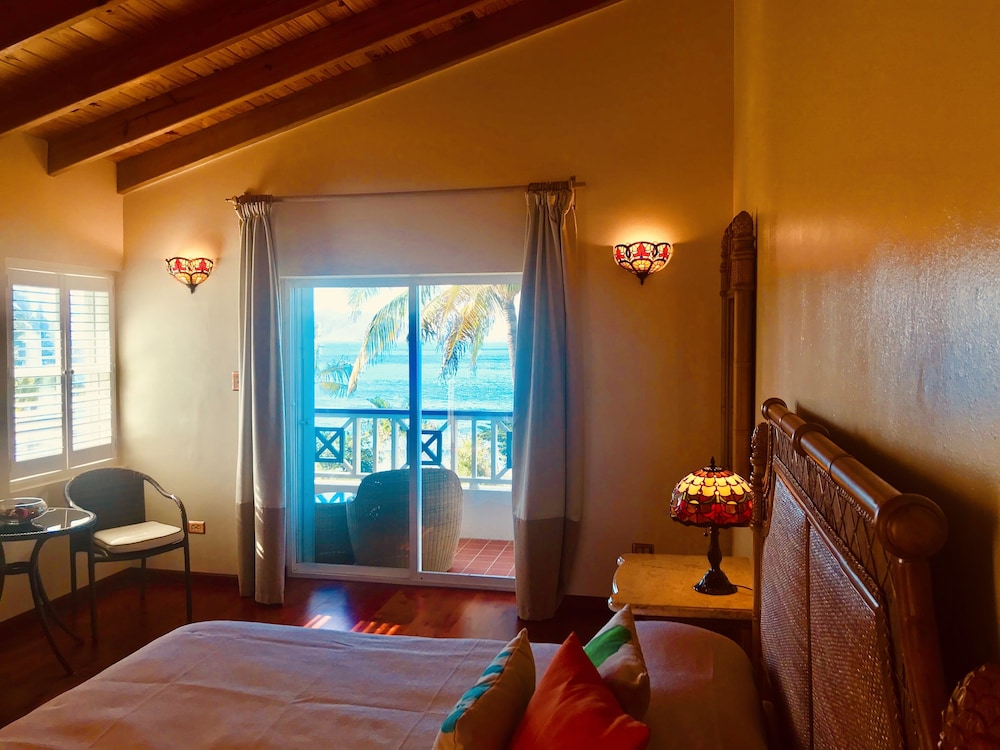 Sugar Mill Hotel 2/33
