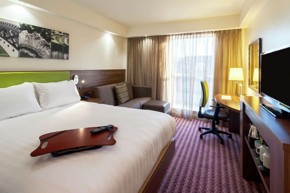 Hampton by Hilton Birmingham Jewellery Quarter 16/63
