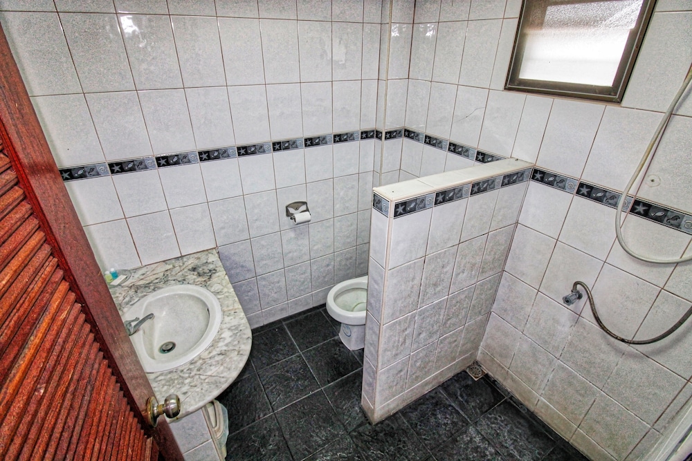 Phratamnak Inn - Hostel 13/77