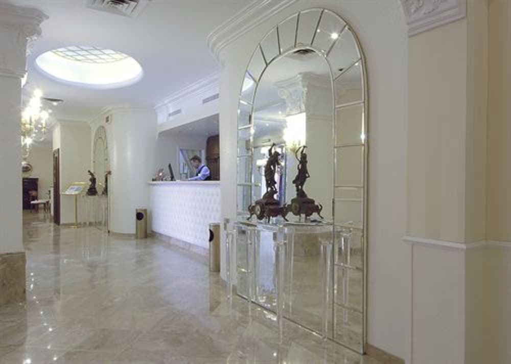 lobby
