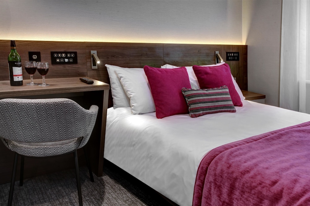 Best Western Plus Delmere Hotel 23/41